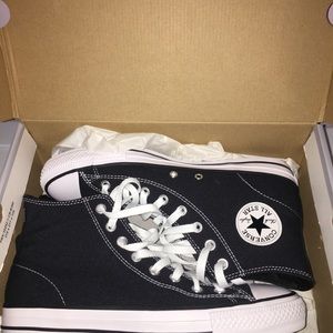 black converse (send me offers)